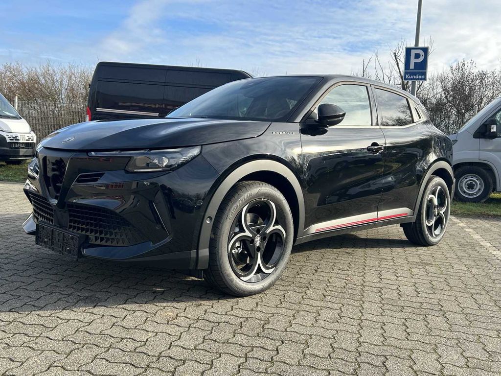 Alfa Romeo Junior 2025