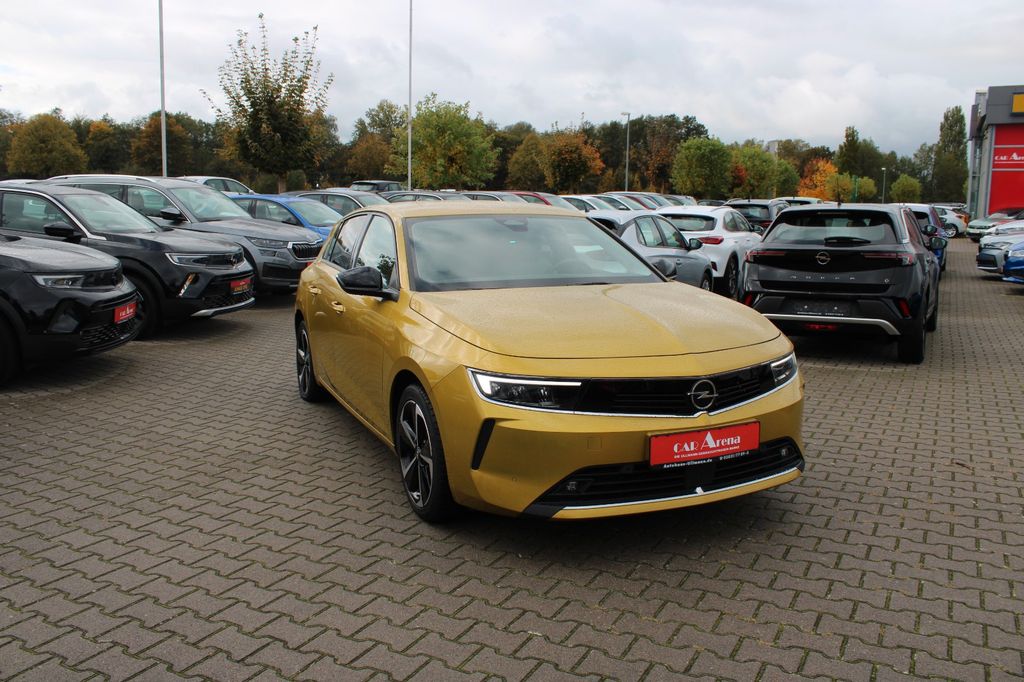 Opel Astra 2022