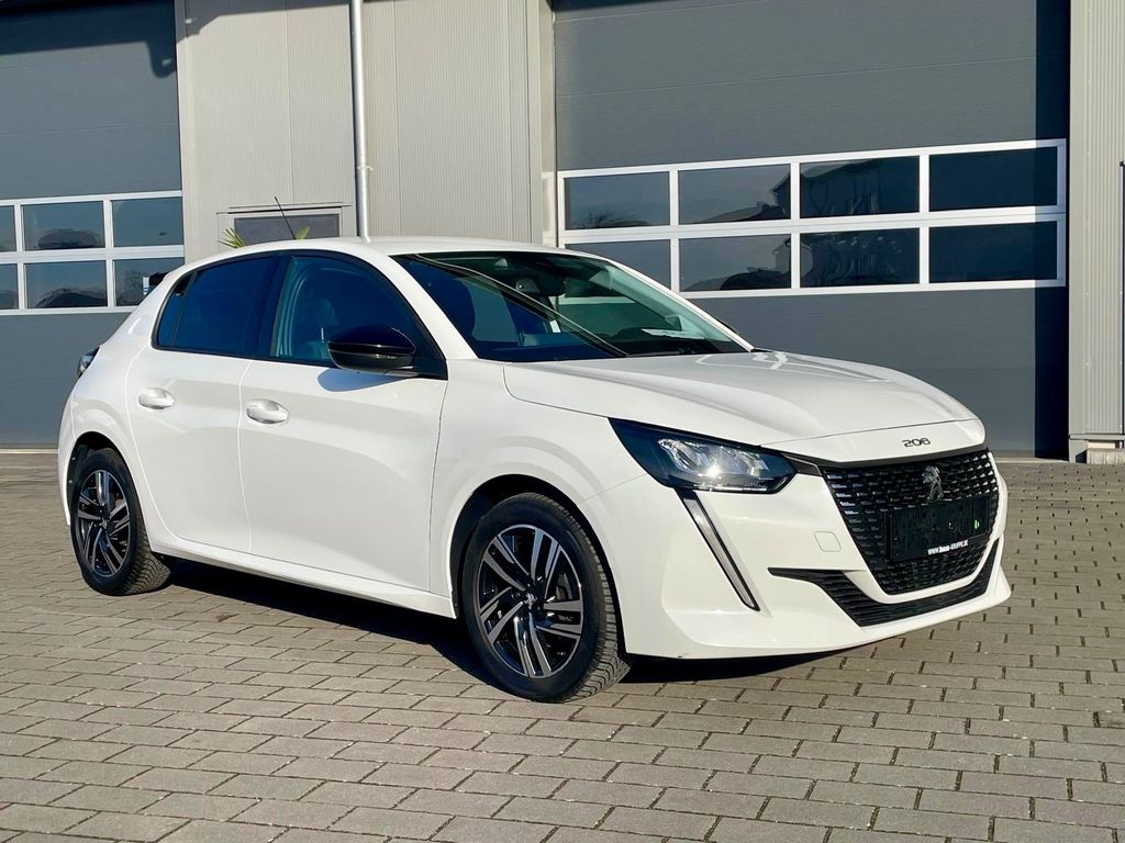 Peugeot 208 2023