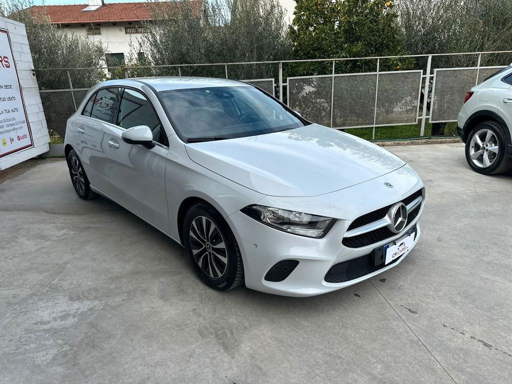 Mercedes-Benz A 200 2022