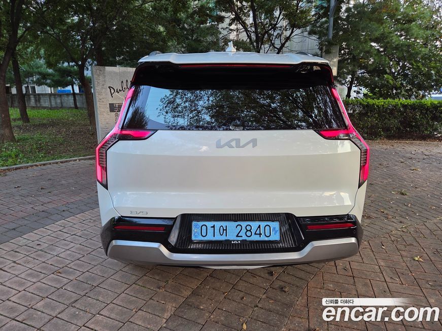 Kia EV9 2024