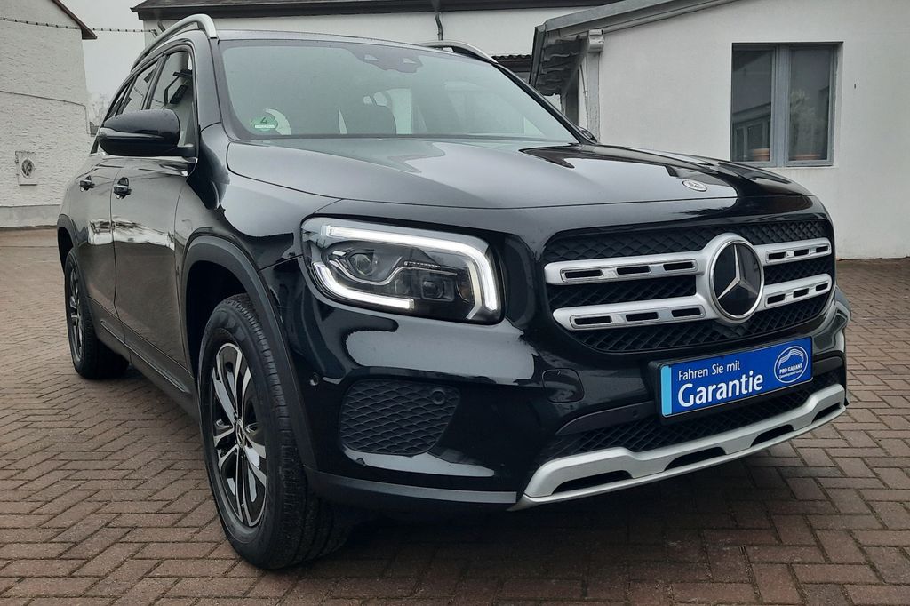Mercedes-Benz GLB 200 2023