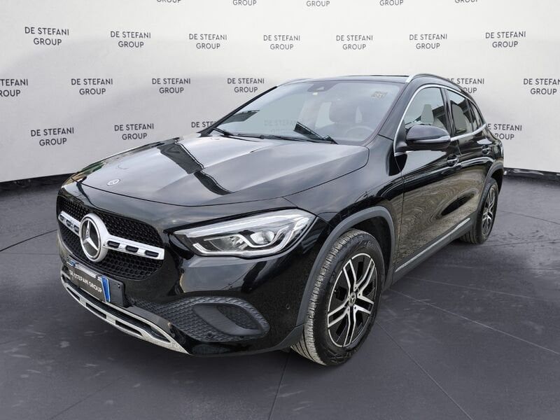 Mercedes-Benz GLA 180 2022