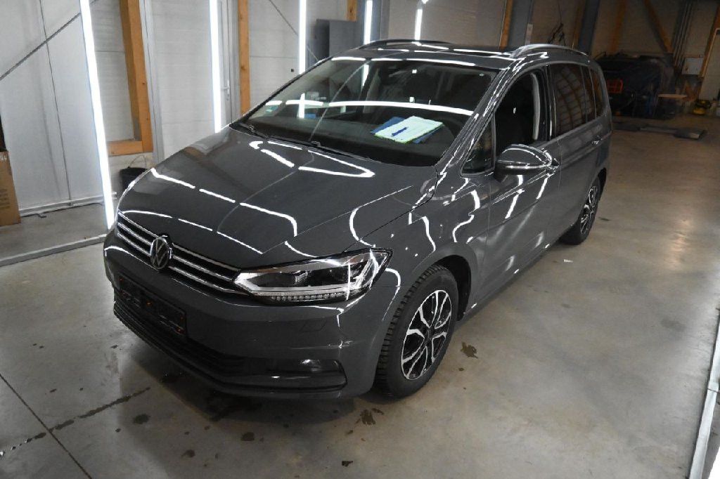 Volkswagen Touran 2024