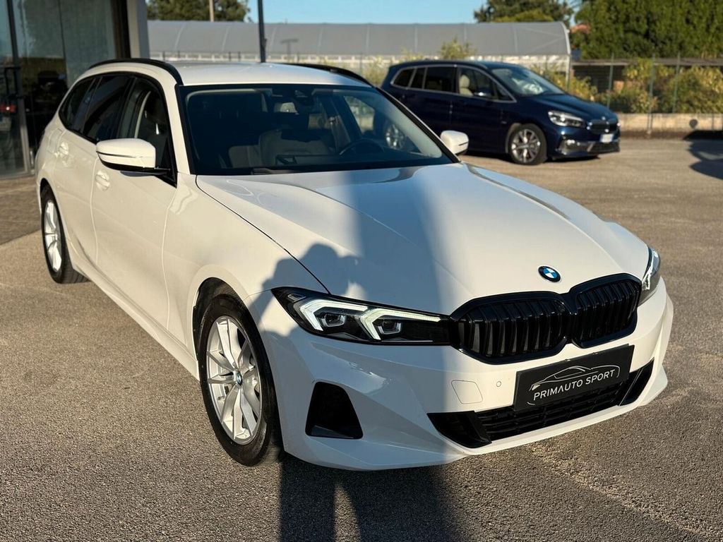 BMW 318 2023