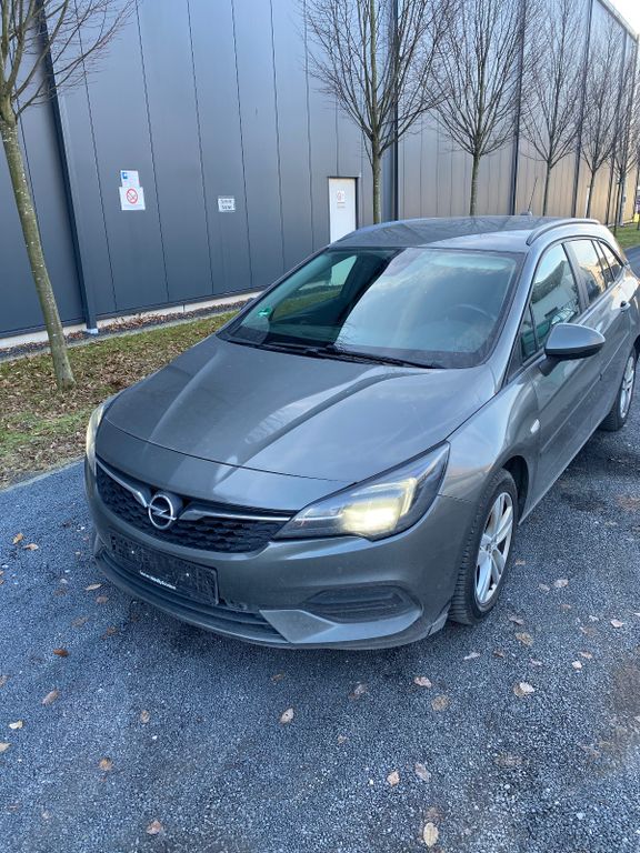 Opel Astra 2020