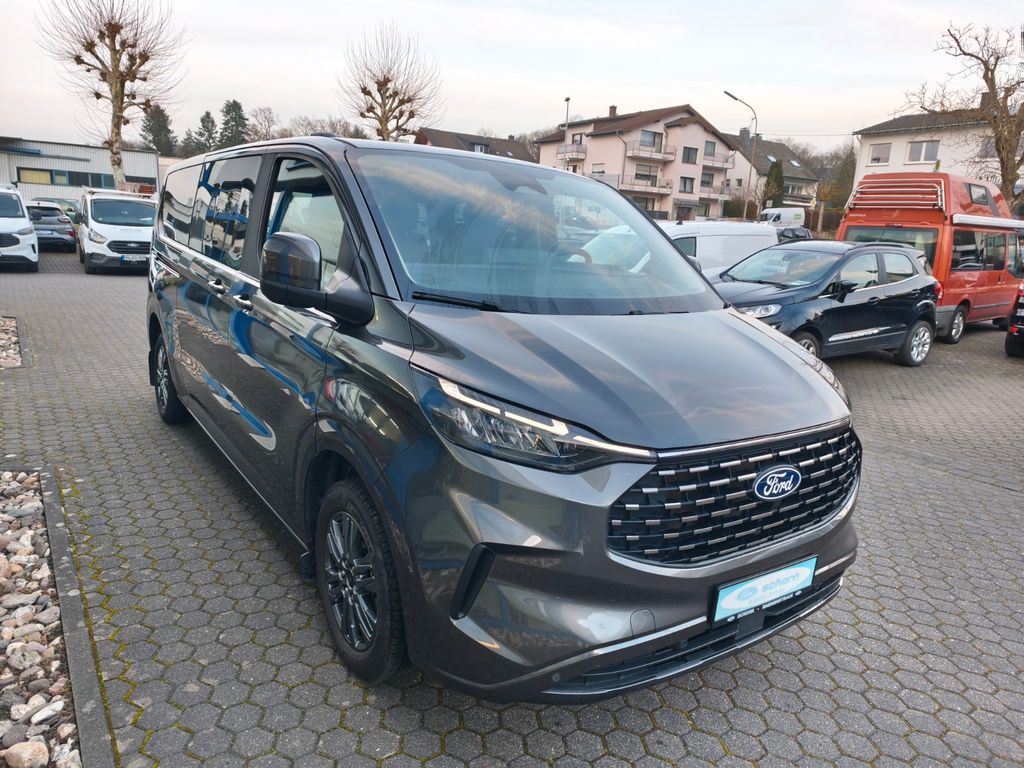 Ford Tourneo Custom 2025