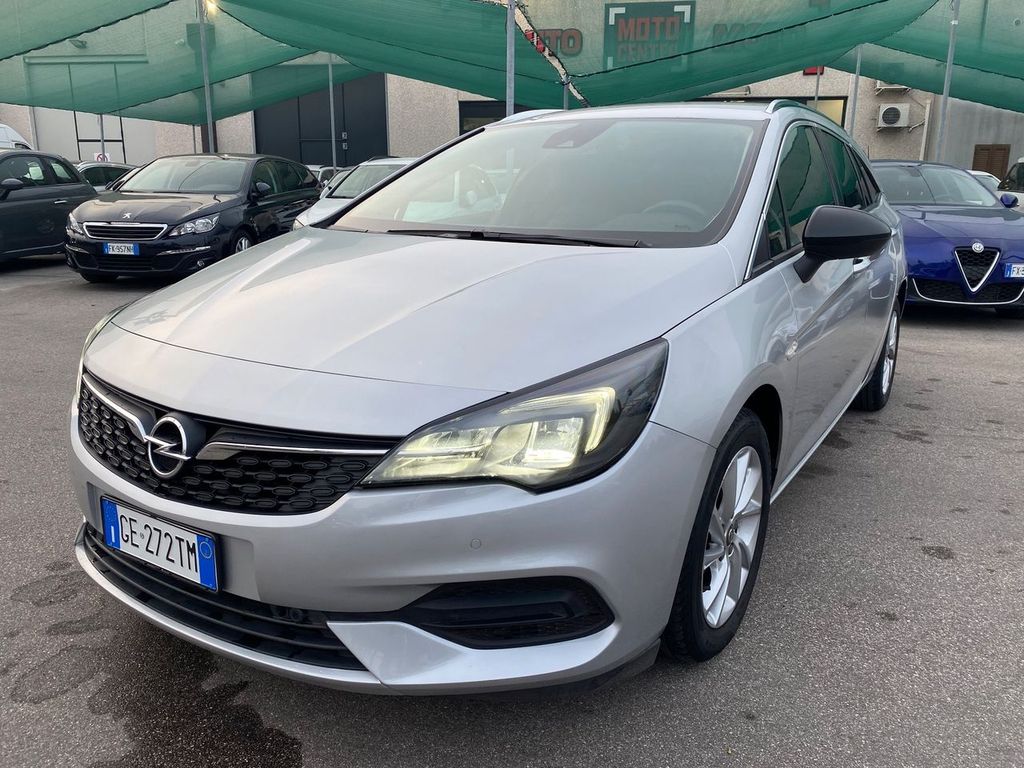 Opel Astra 2021