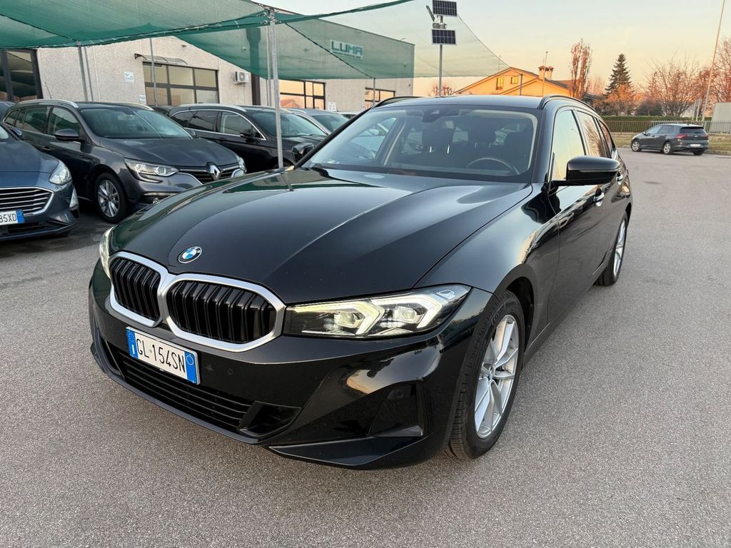 BMW 318 2022