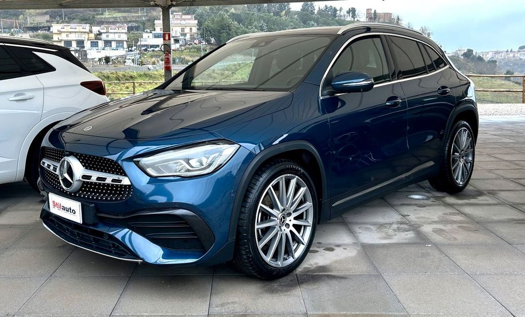 Mercedes-Benz GLA 200 2022