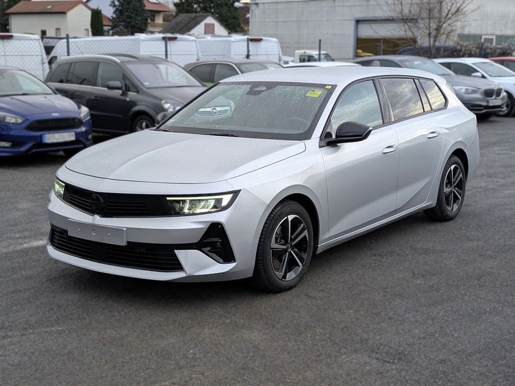Opel Astra 2024