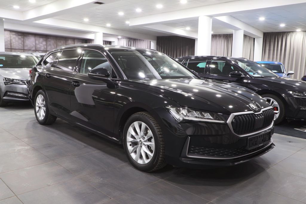 Skoda Superb 2025