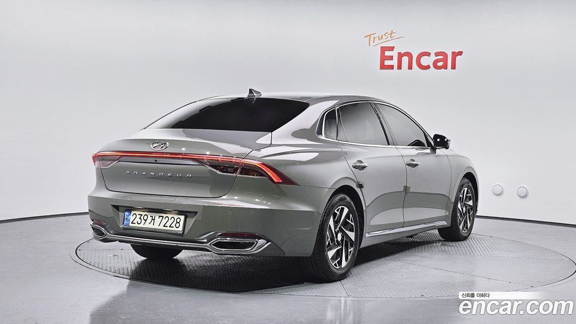 Hyundai Grandeur 2022