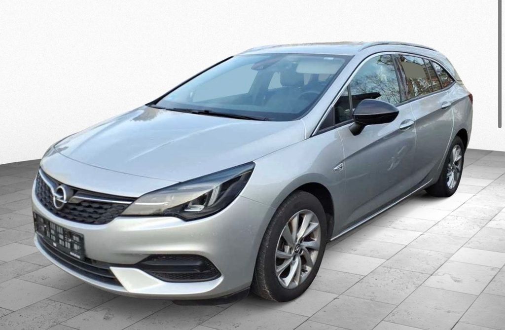 Opel Astra 2021