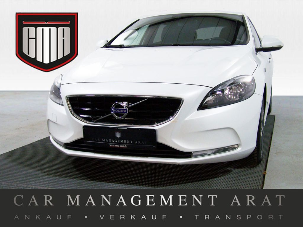 Volvo V40 2015