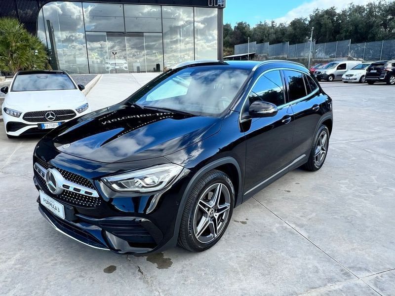 Mercedes-Benz GLA 200 2023