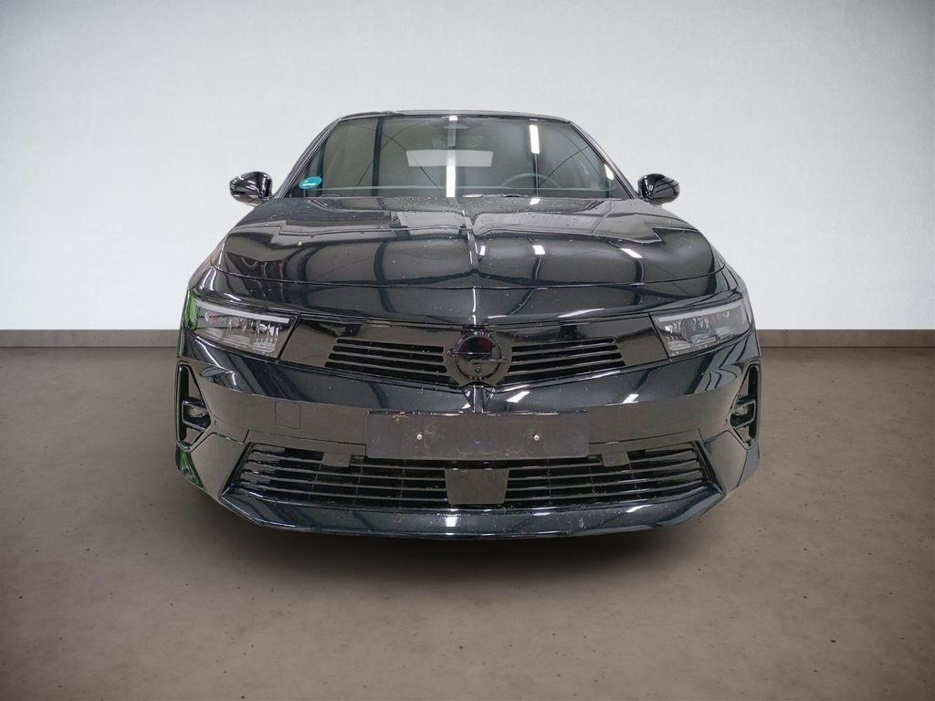 Opel Astra 2024