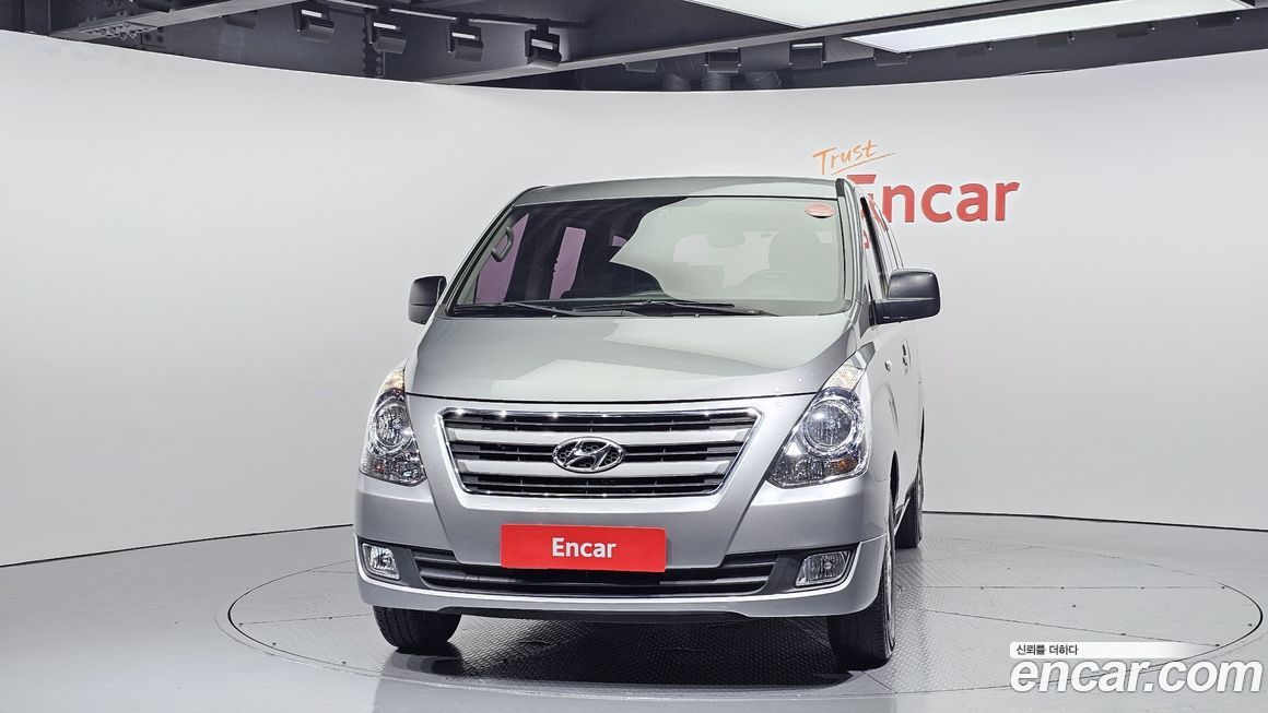 Hyundai Starex 2018