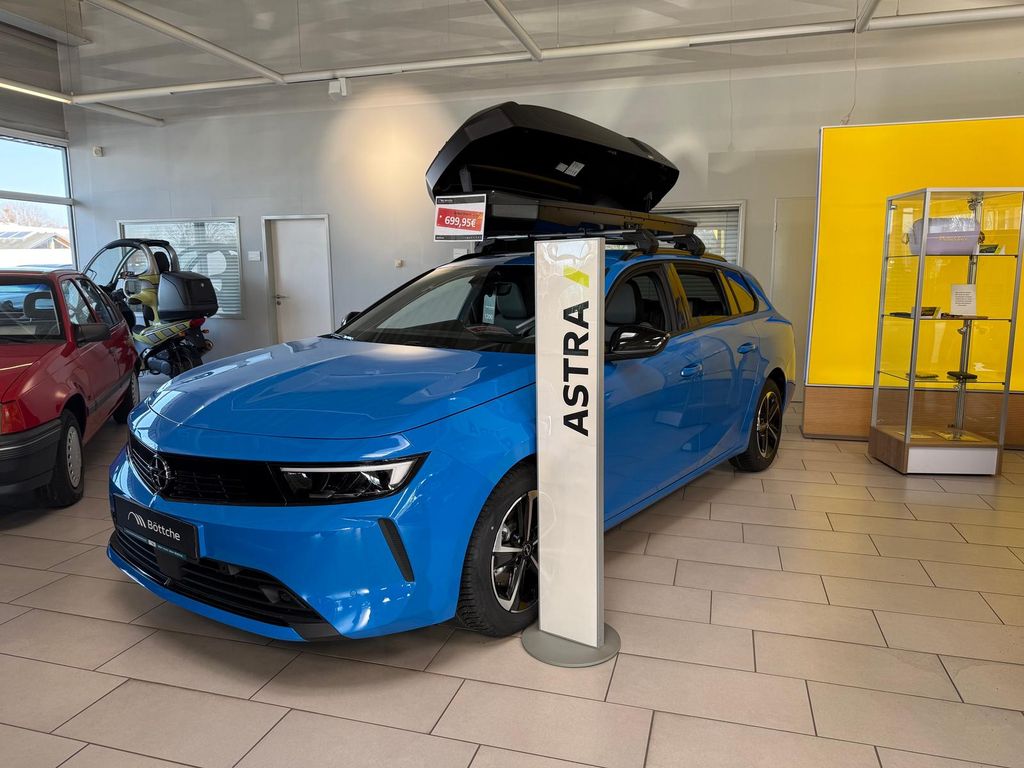 Opel Astra 2025