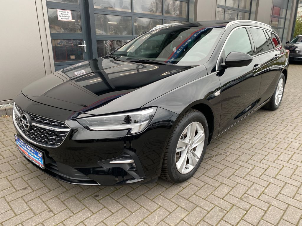 Opel Insignia 2022