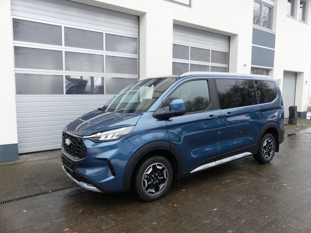 Ford Tourneo Custom 2025