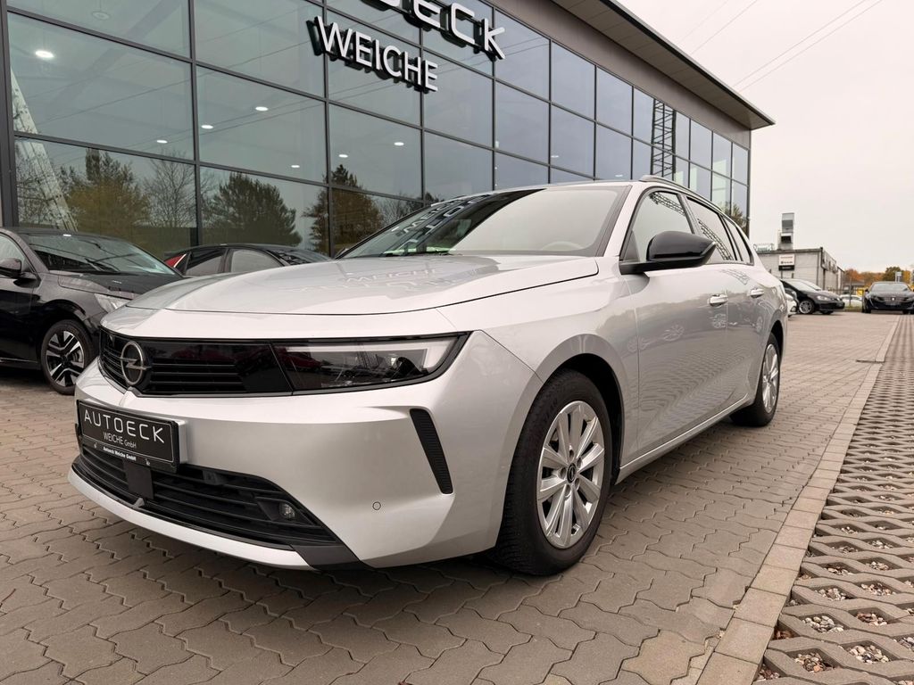Opel Astra 2024