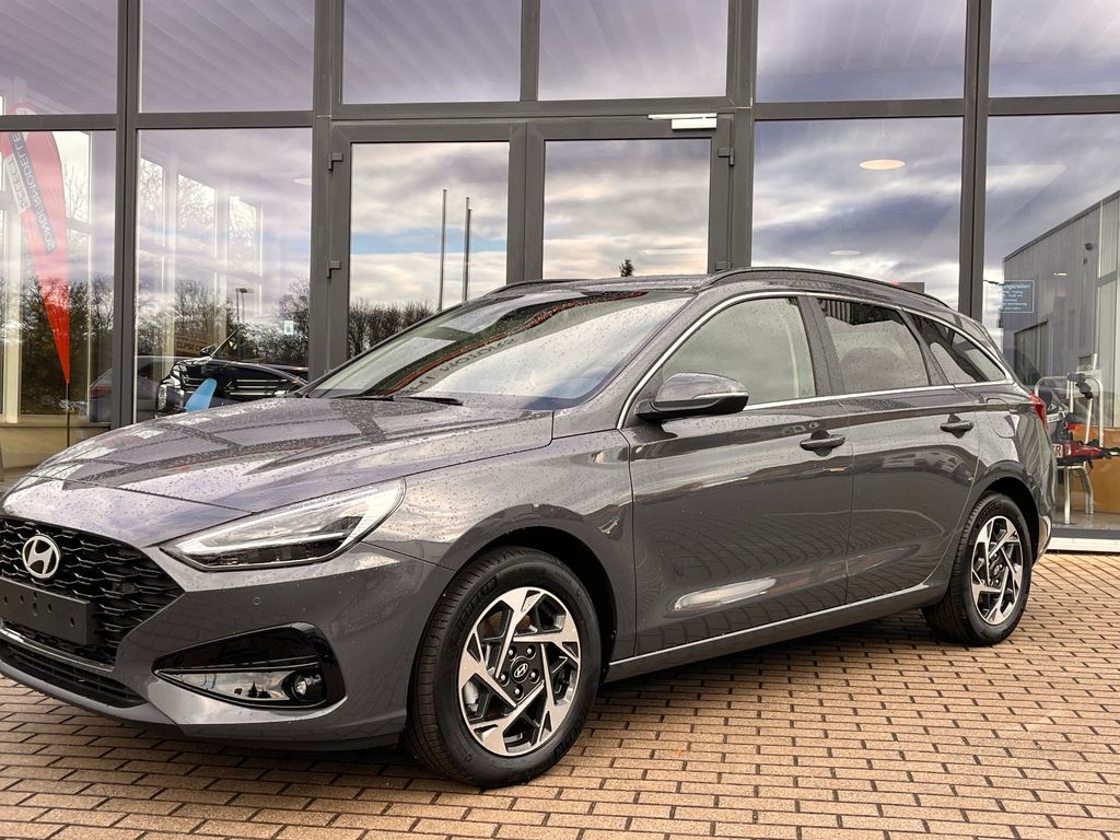 Hyundai i30 2025
