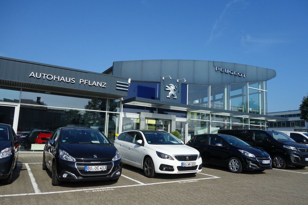 Peugeot 208 2021