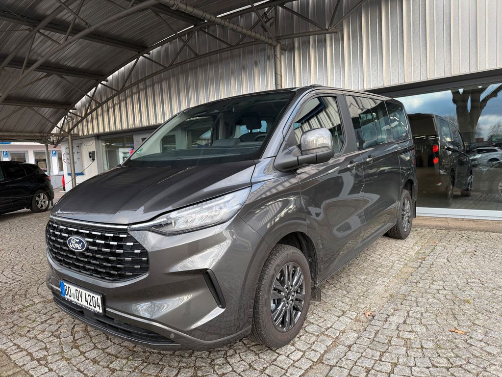 Ford Tourneo Custom 2025