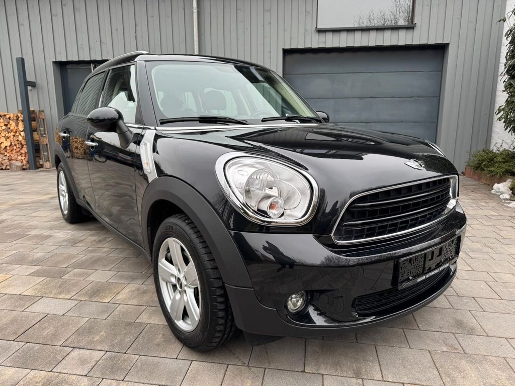 MINI ONE 2015