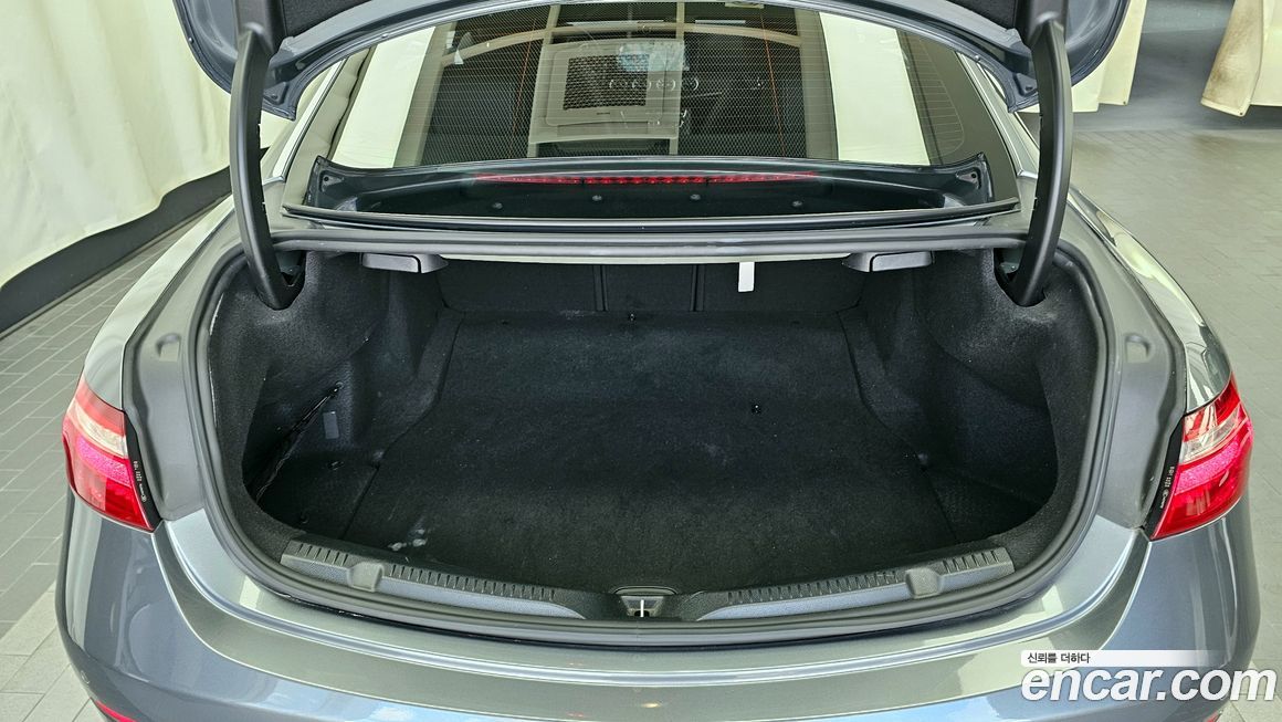 Mercedes-Benz E-Class 2017