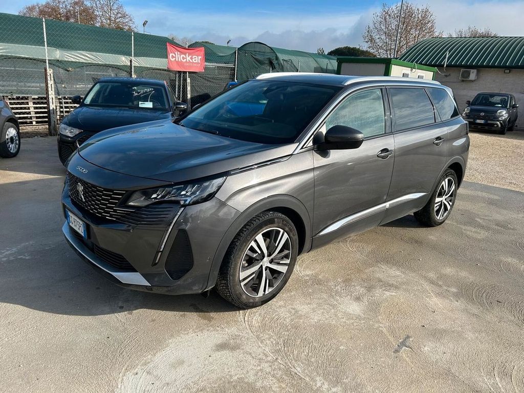 Peugeot 5008 2021