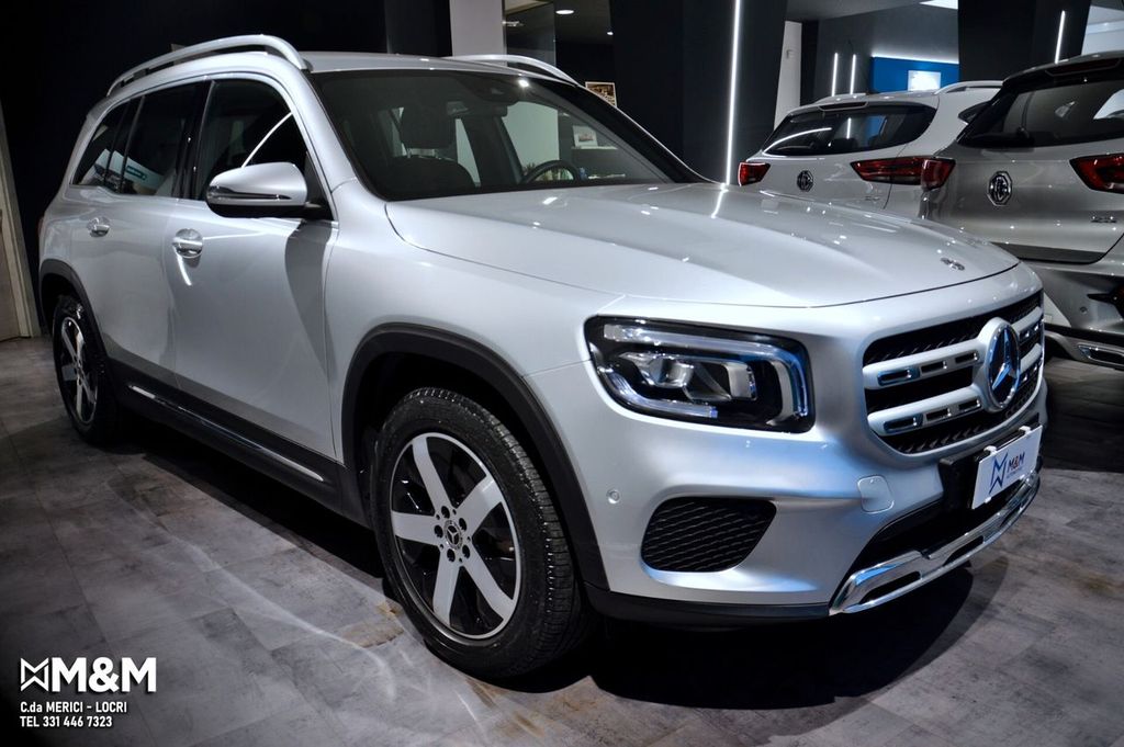 Mercedes-Benz GLB 200 2020