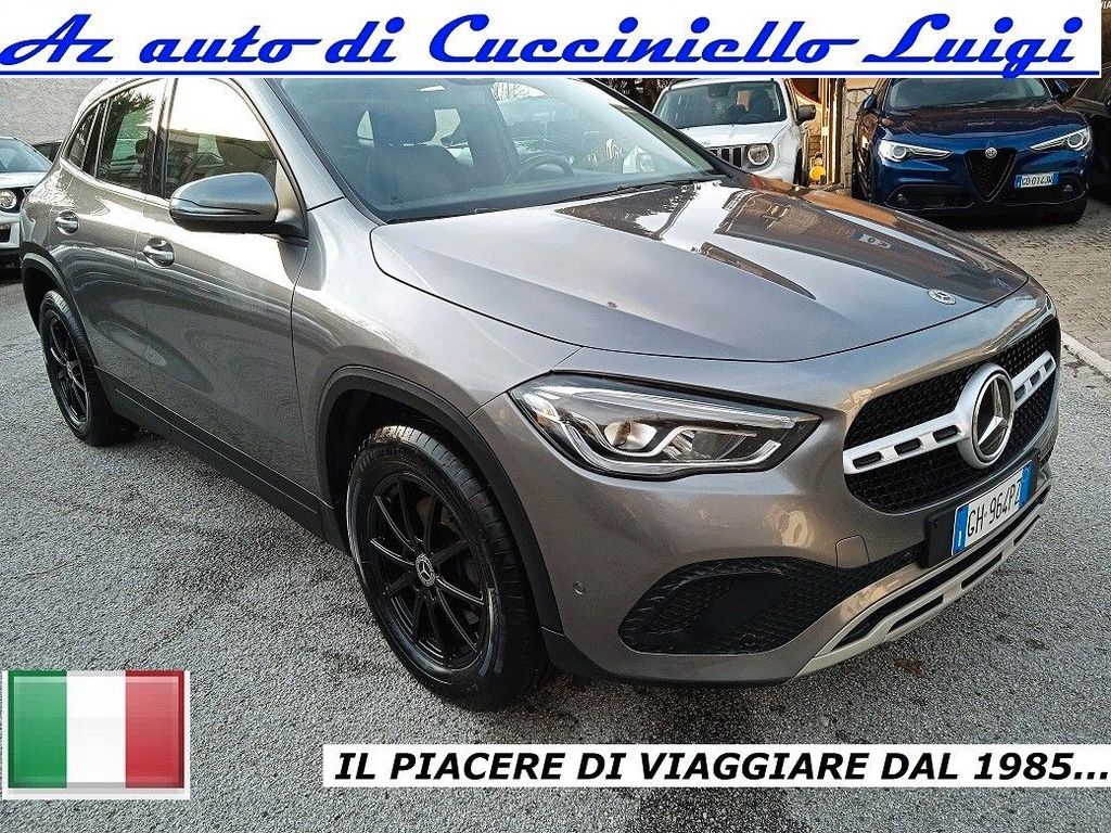 Mercedes-Benz GLA 180 2022