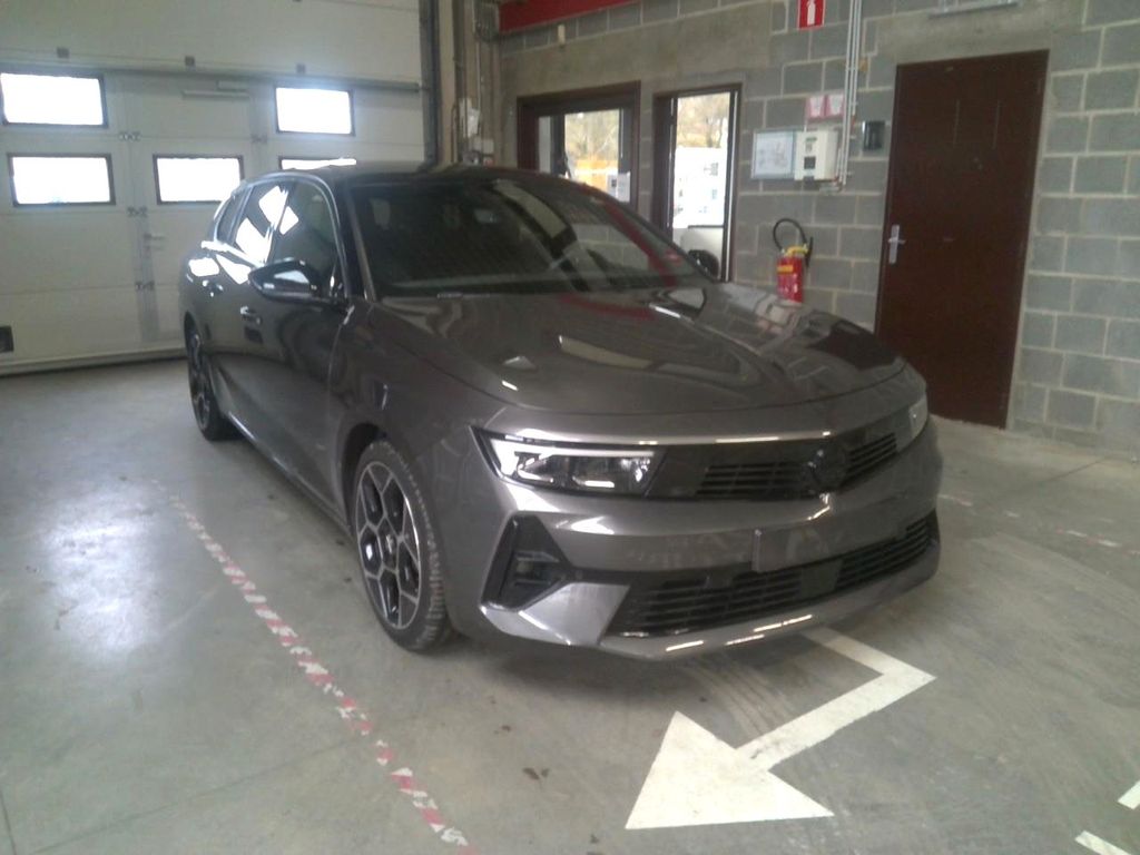 Opel Astra 2024