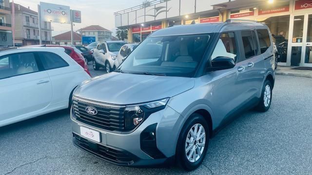 Ford Tourneo Courier 2025