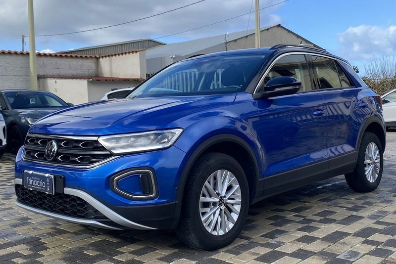 Volkswagen T-Roc 2023
