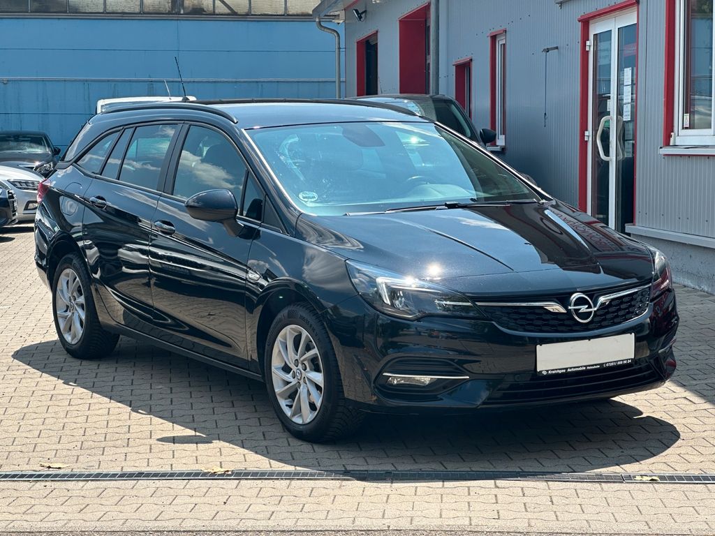 Opel Astra 2023