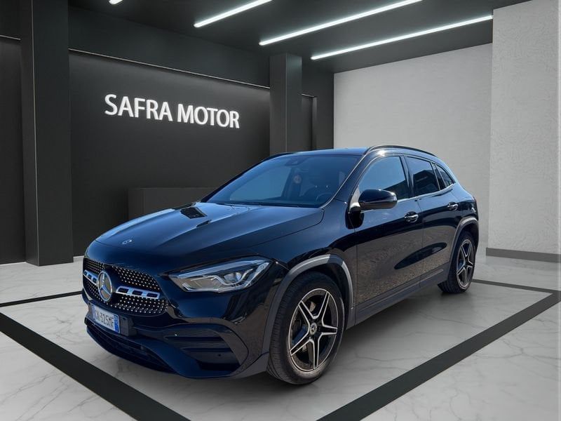 Mercedes-Benz GLA 180 2023