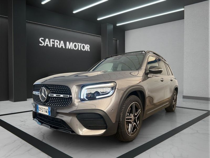 Mercedes-Benz GLB 200 2023