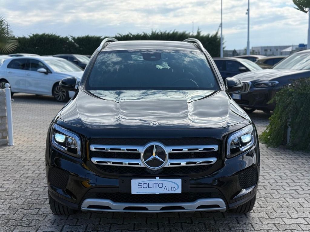 Mercedes-Benz GLB 180 2021
