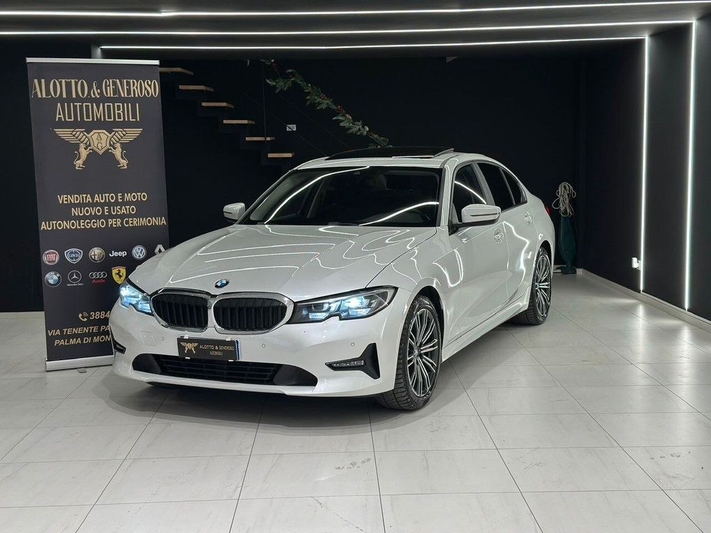 BMW 318 2022