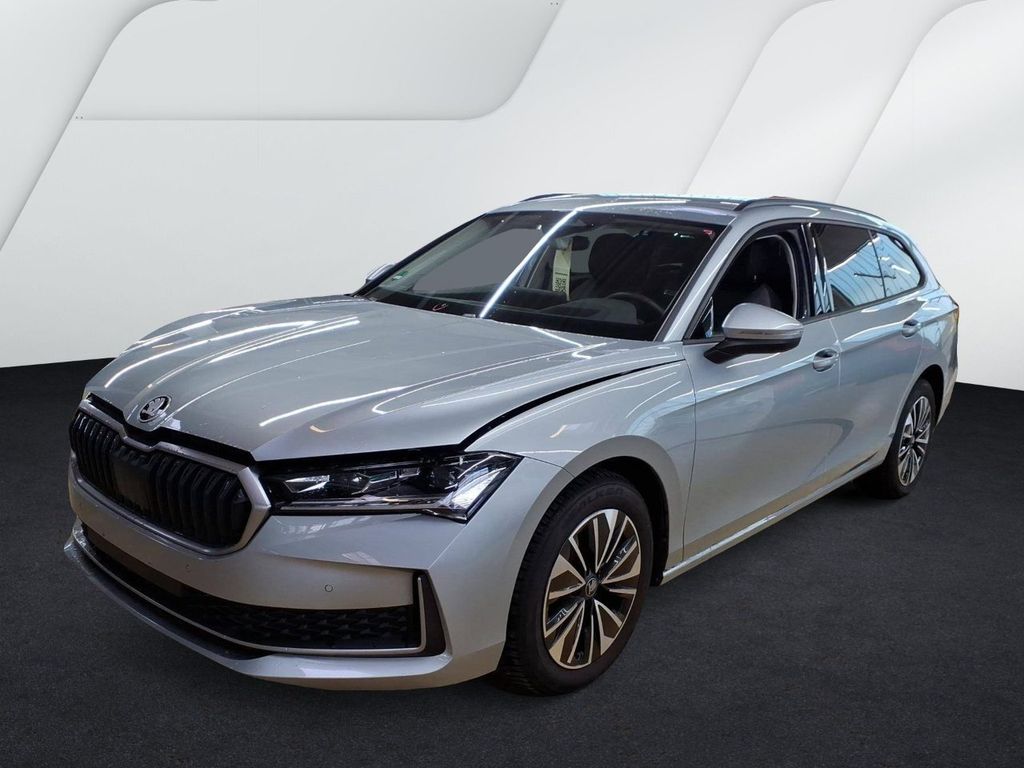 Skoda Superb 2025