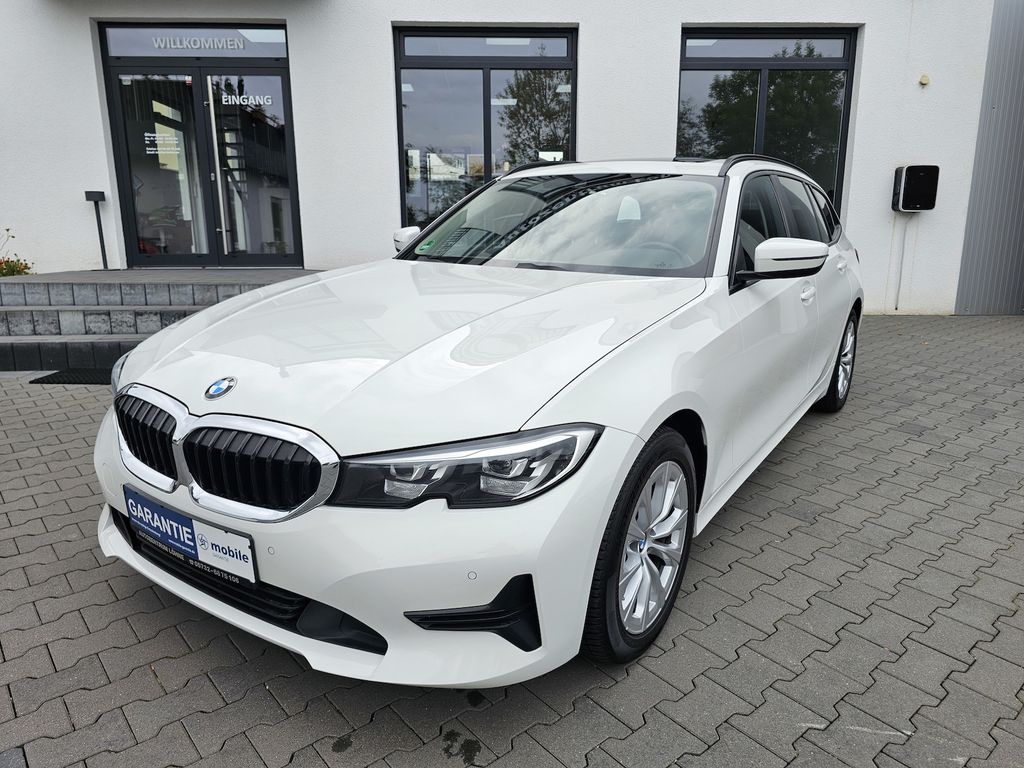 BMW 318 2021