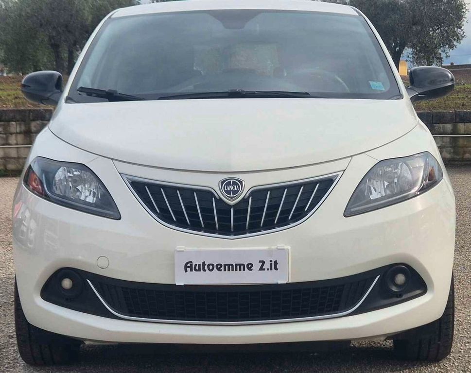 Lancia Ypsilon 2021