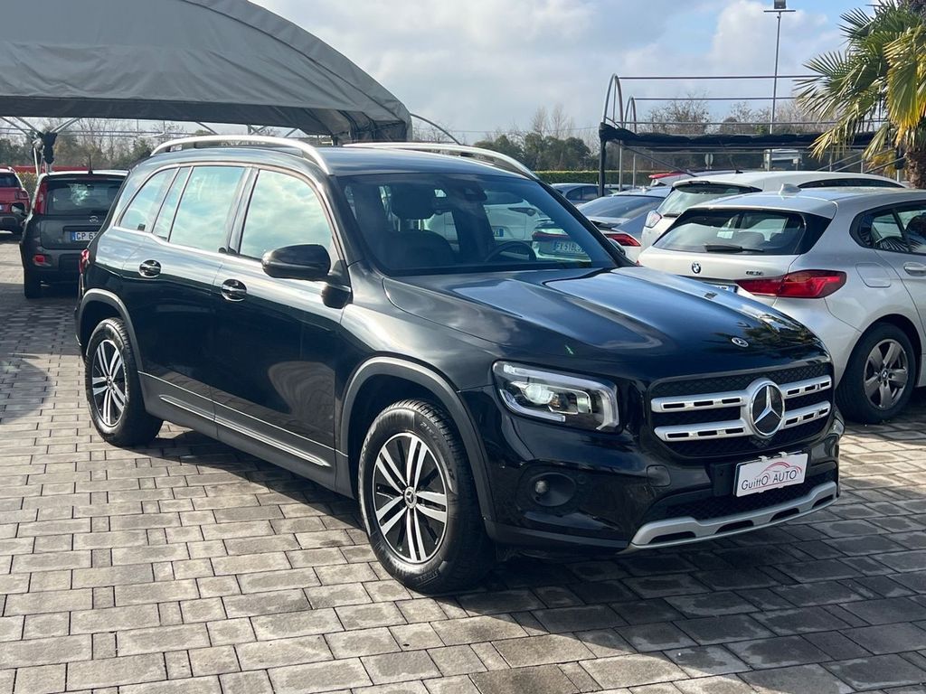 Mercedes-Benz GLB 200 2021