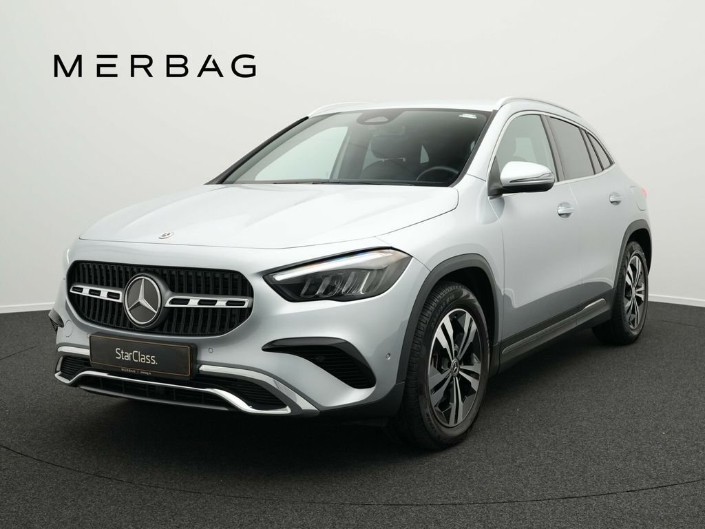 Mercedes-Benz GLA 180 2024