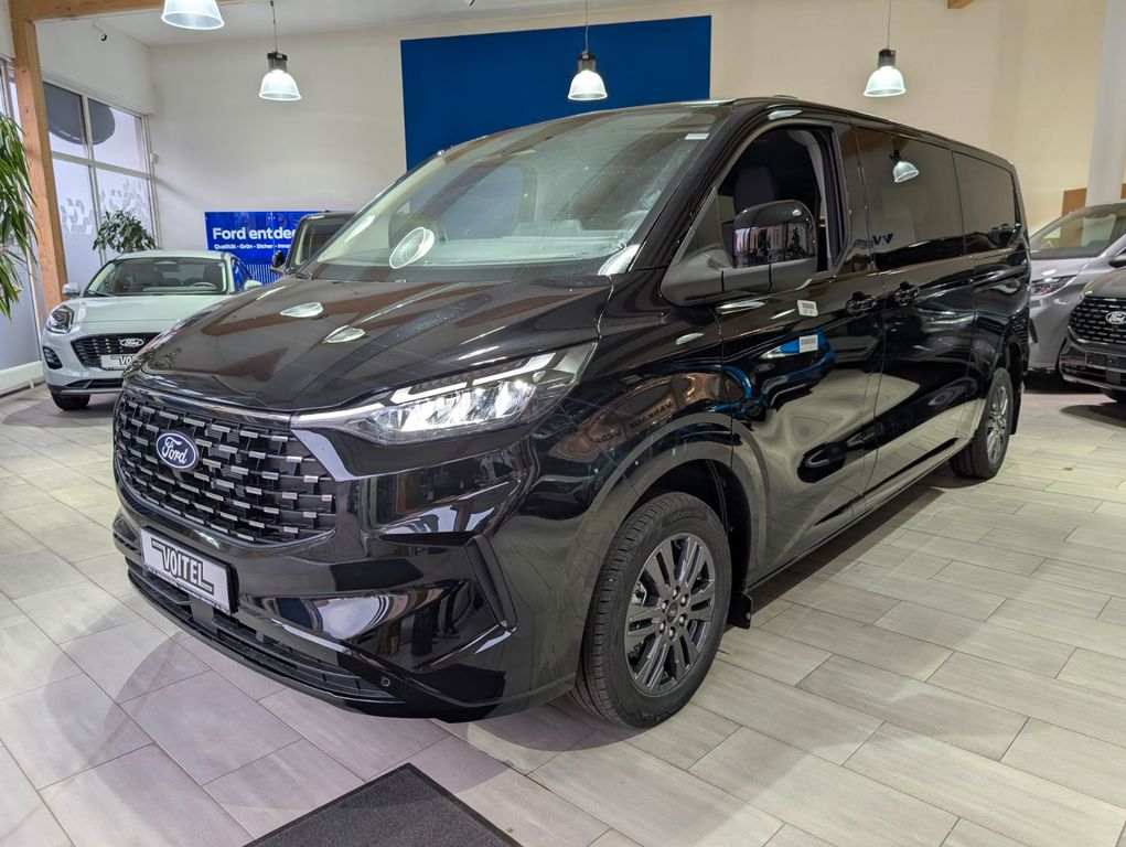 Ford Tourneo Custom 2025