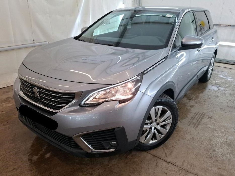 Peugeot 5008 2021