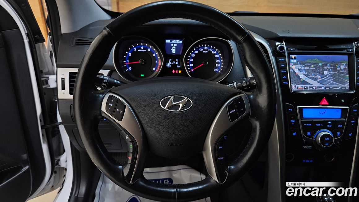 Hyundai i30 2014